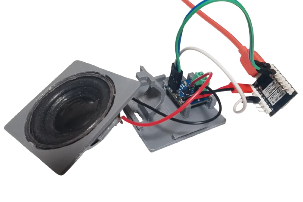 Інтернет‑радіо на ESP32 та MAX98357A (I2S підсилювач), схема, код, 3D корпус.