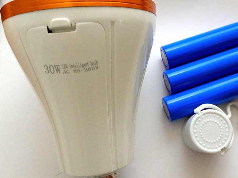 Лампочка с аккумулятором E27 3x18650 BL FA 3933